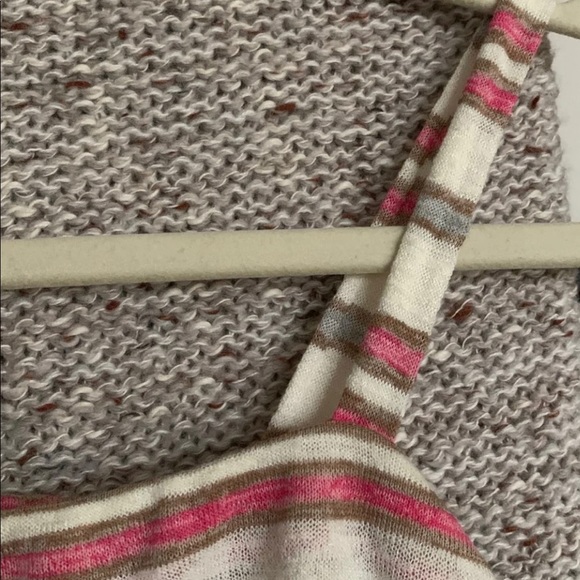 NWT Lavender Field | cold shoulder striped top M - Picture 5 of 6